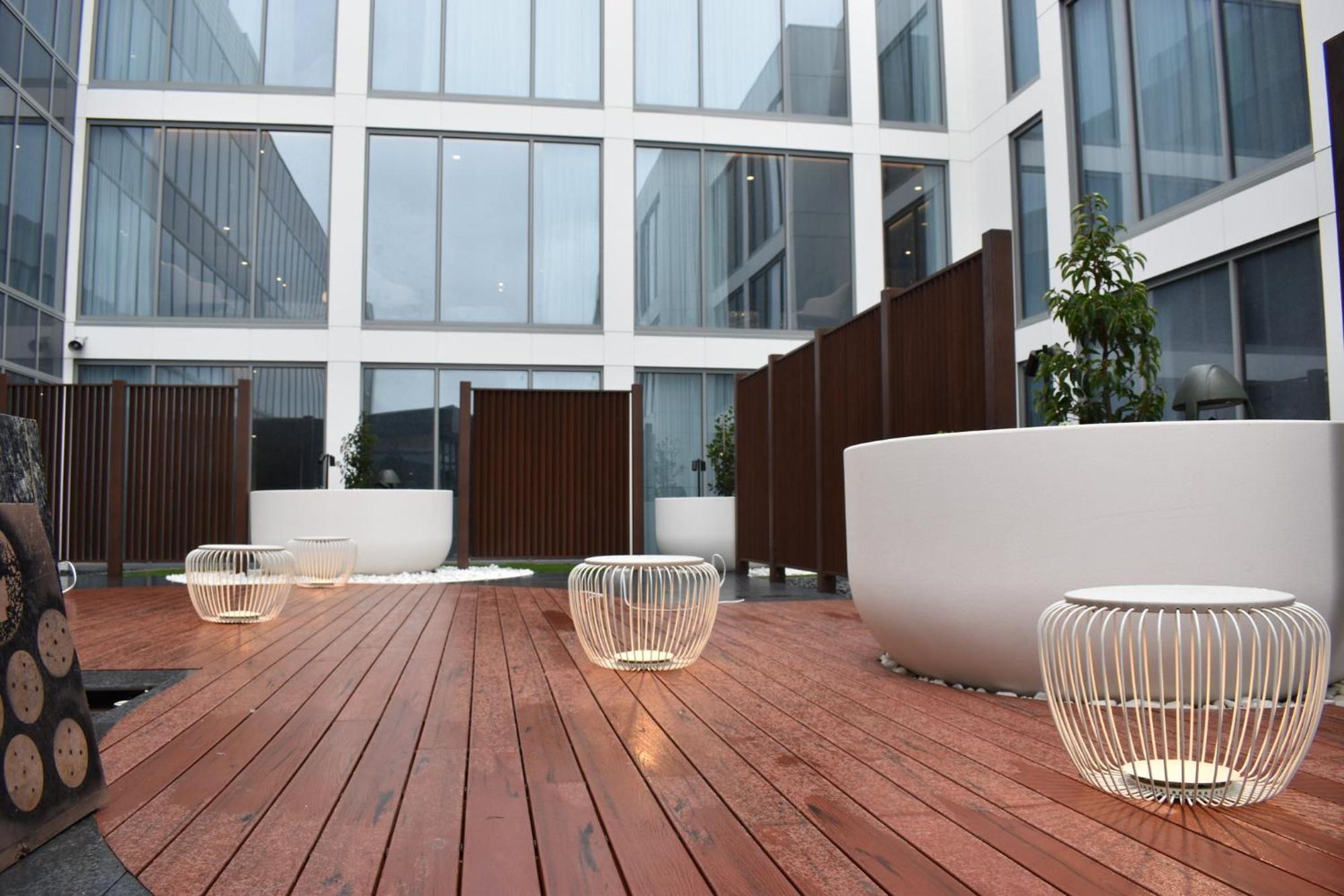 Holiday Inn Werribee By Ihg Exterior photo